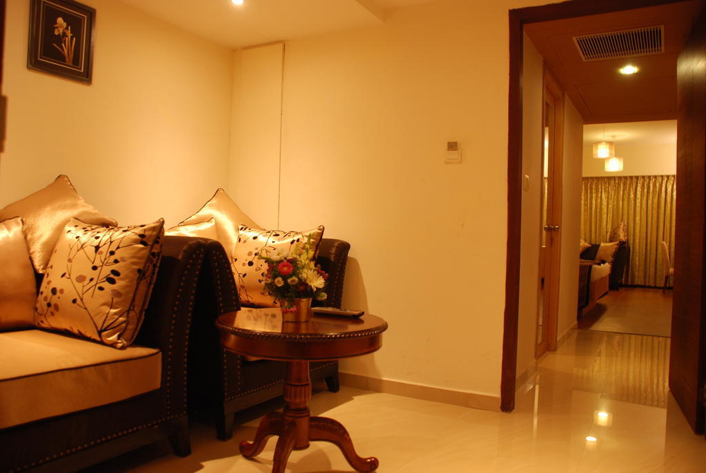 PLA Krishna Inn Tiruchirappalli Zimmer foto
